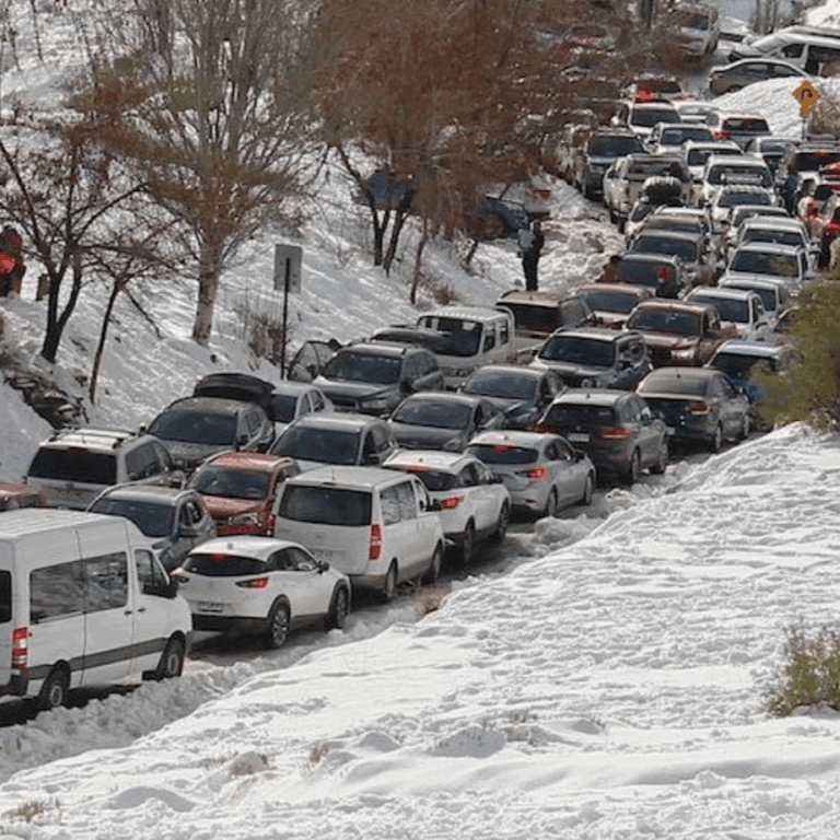 ¿Vas a la nieve? Cinco medidas para un viaje seguro por la montaña